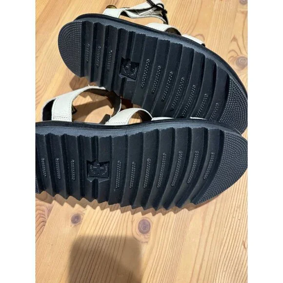 Doc Dr. Martens Blaire Flatform Olive Leather Sandals Women's Size 7 38 UK 5 New - Picture 7 of 7